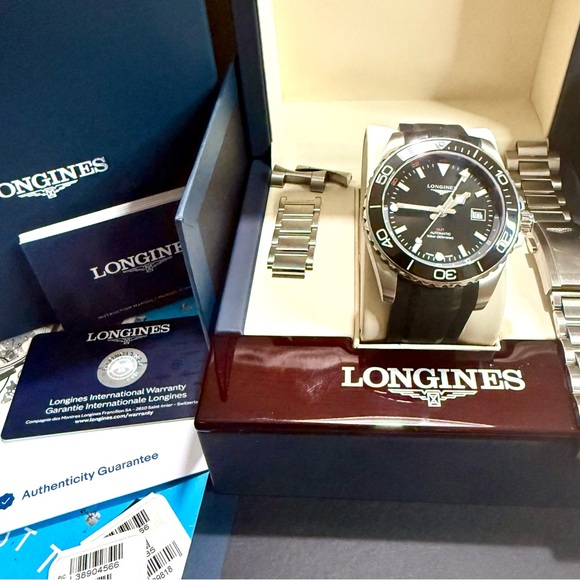 Longines HydroConquest GMT Date Black Mens Classic Watch - L3.790.4.56.6 - Picture 7 of 8